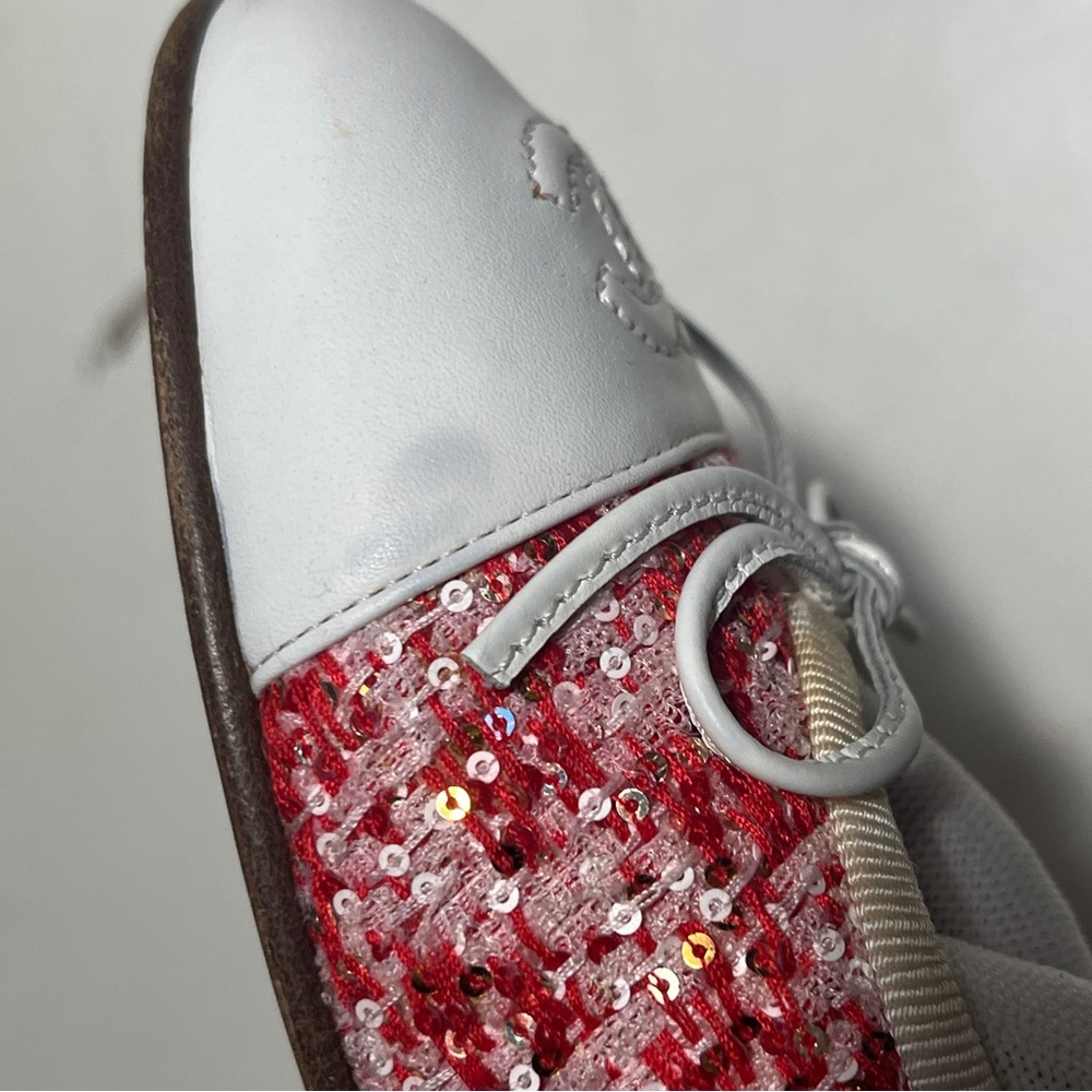CHANEL Red Tweed & White Leather CC Bow Ballet Flats - Picture 11 of 13